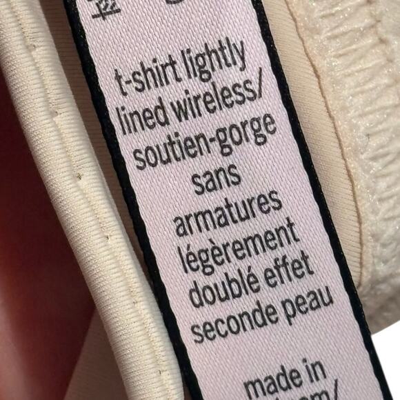Victoria's Secret Nude T shirt lightly lined wireless size 34 DDD 34 F - Picture 6 of 9